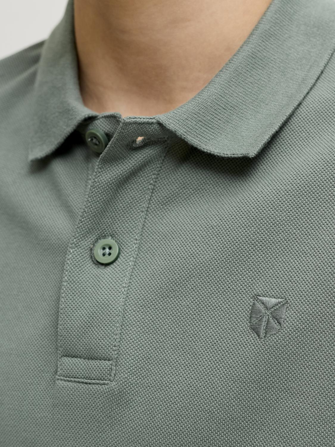 model_shot-detail